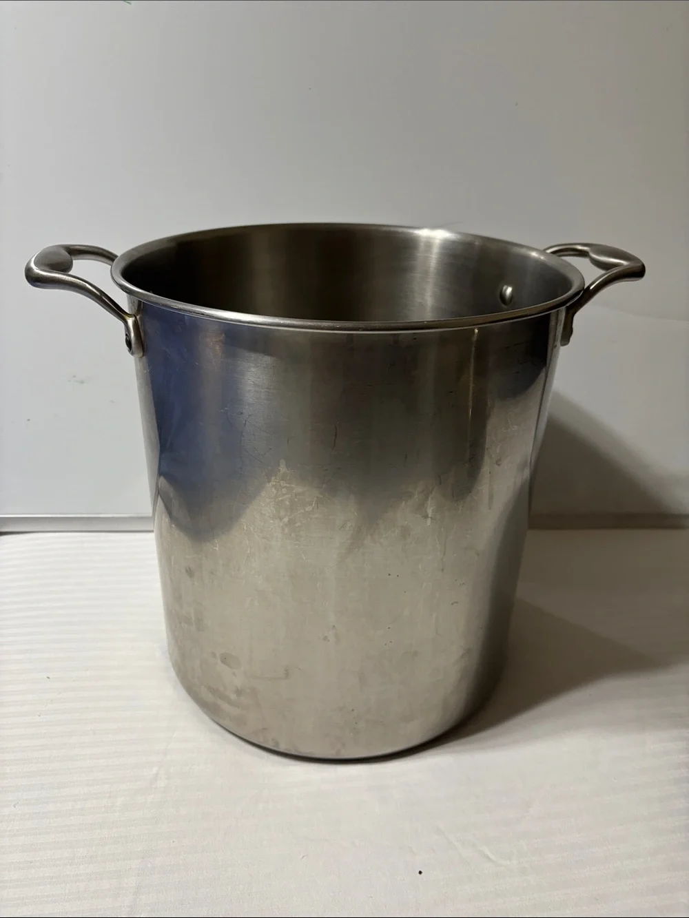 American kitchen Stainless Steel Cookware by Regal- commercial grade. 20quarts